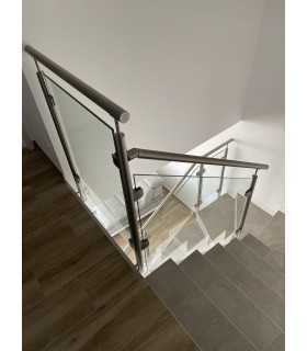 Poteau inox à l'anglaise pour verre