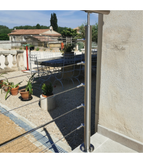 Poteau inox à la française 7 câbles pour garde-corps